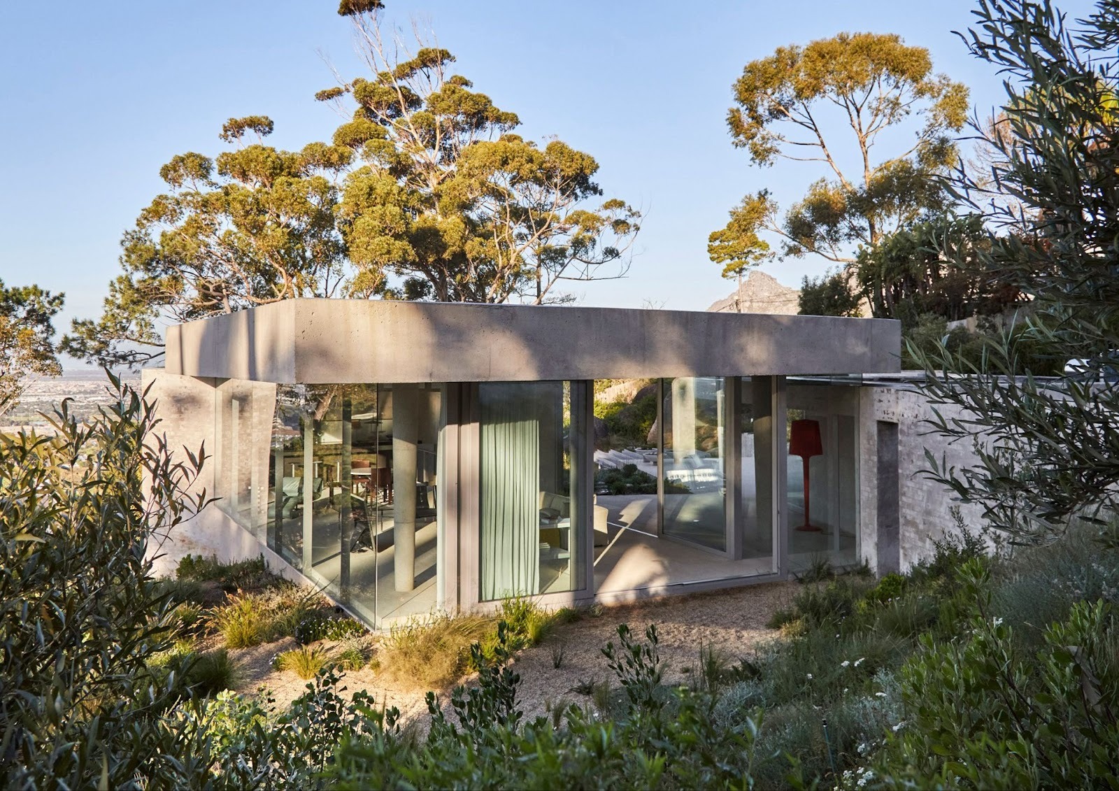 The Brick Monolith: Chris van Niekerk’s Mountain House is a Stoic Sanctuary of Earth and Sky