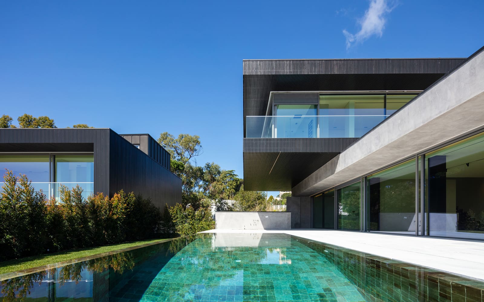 Four Houses, One Hillside: How Staggered Planning Reshapes Privacy
