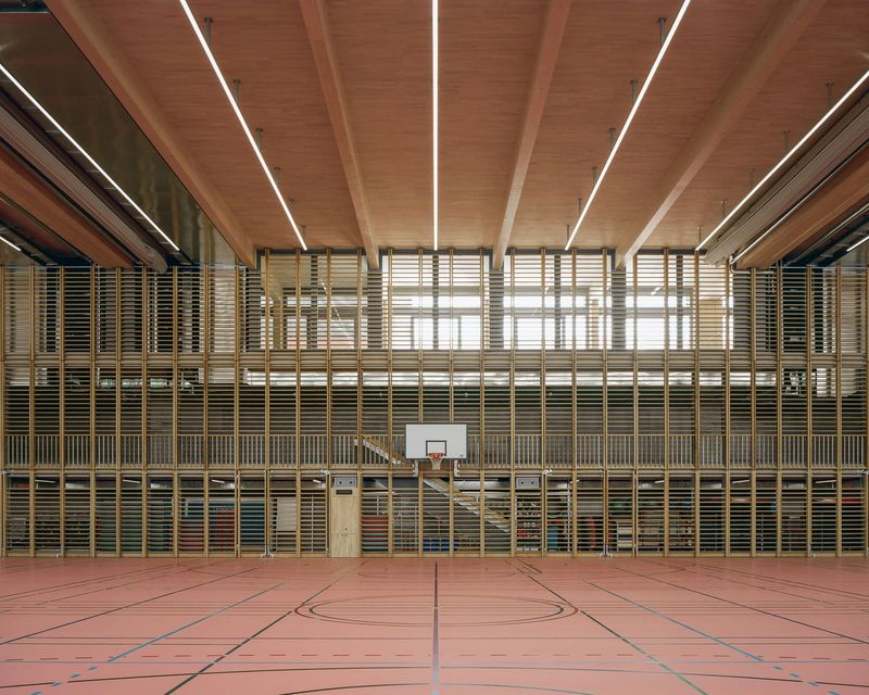 How a Swiss Primary School Redefines Campus Architecture Through Orthogonal Clarity