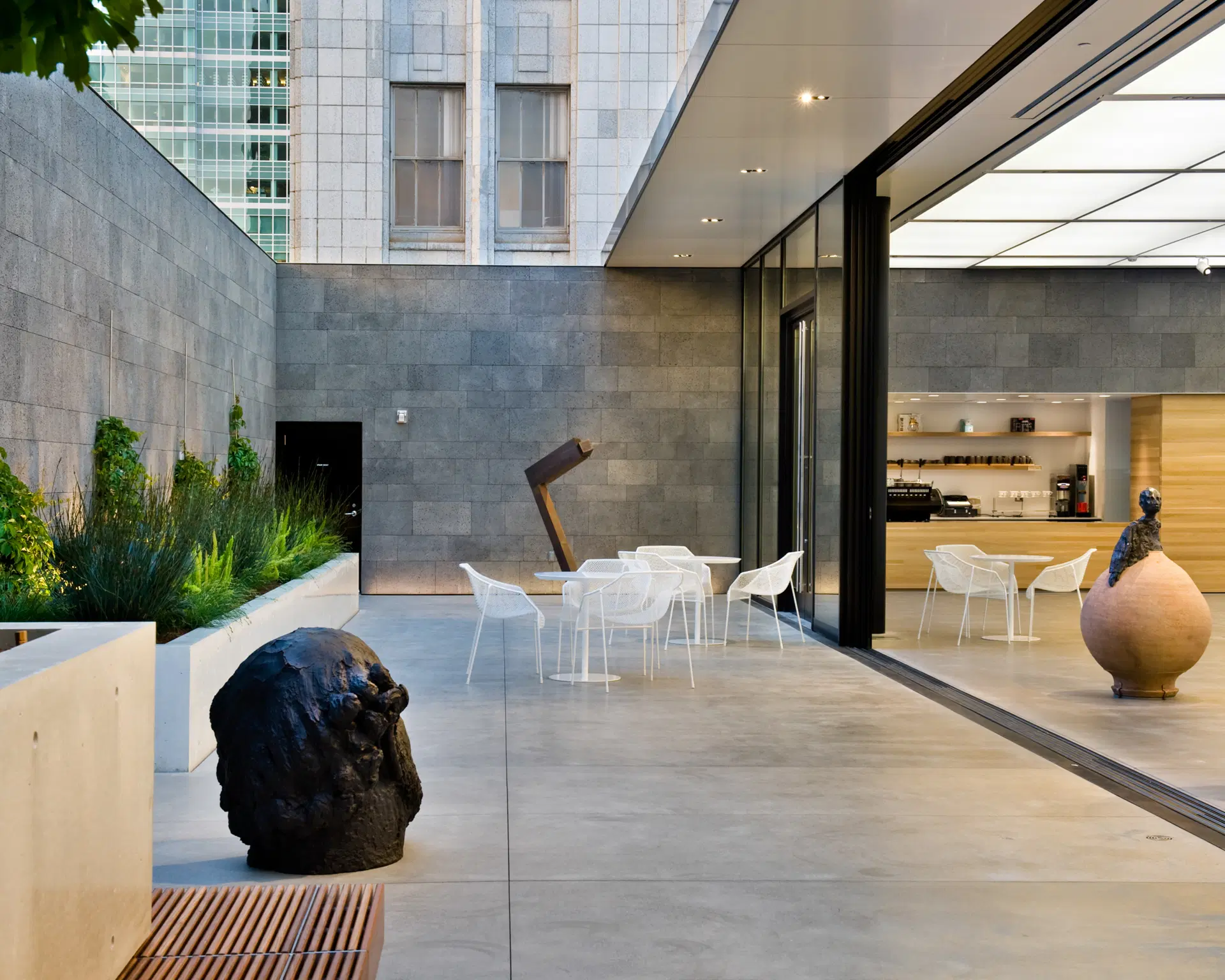 Jensen Architects’ SFMOMA Rooftop Sculpture Garden Unites Art, Space, And Light In San Francisco