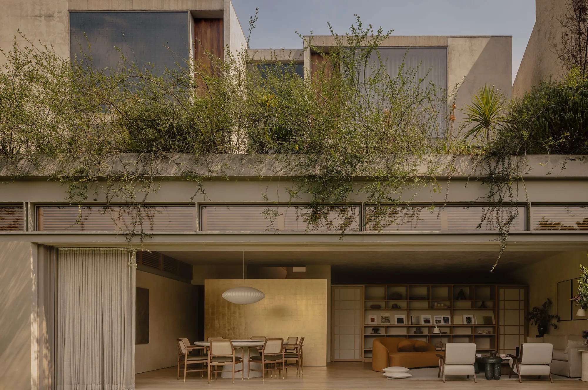 The Rhythmic Excavation: Taller Héctor Barroso Sculpts Silence at Casa Cañada