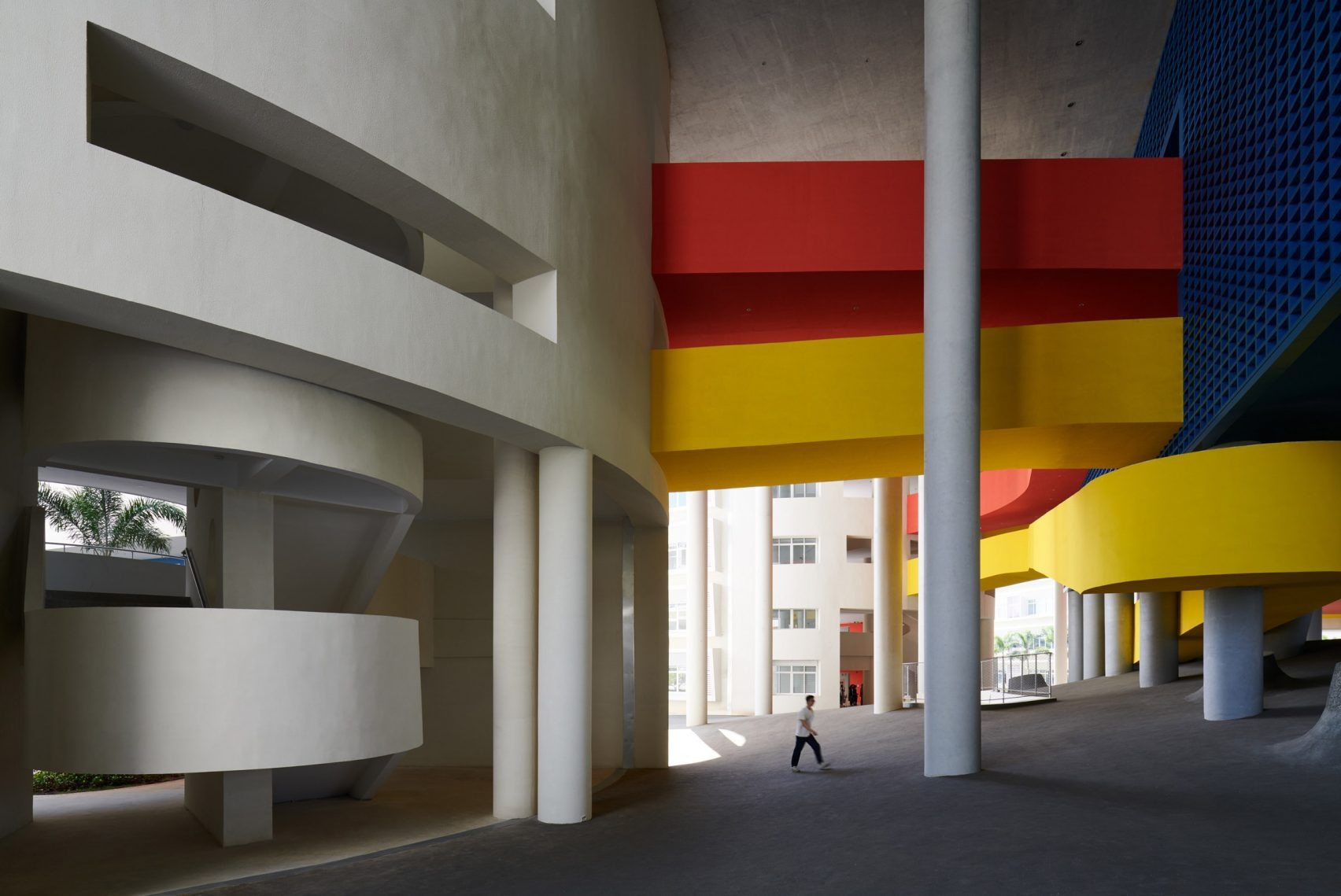 Approach Design Studio’s Colorful “Floating City” for Huizhen High School