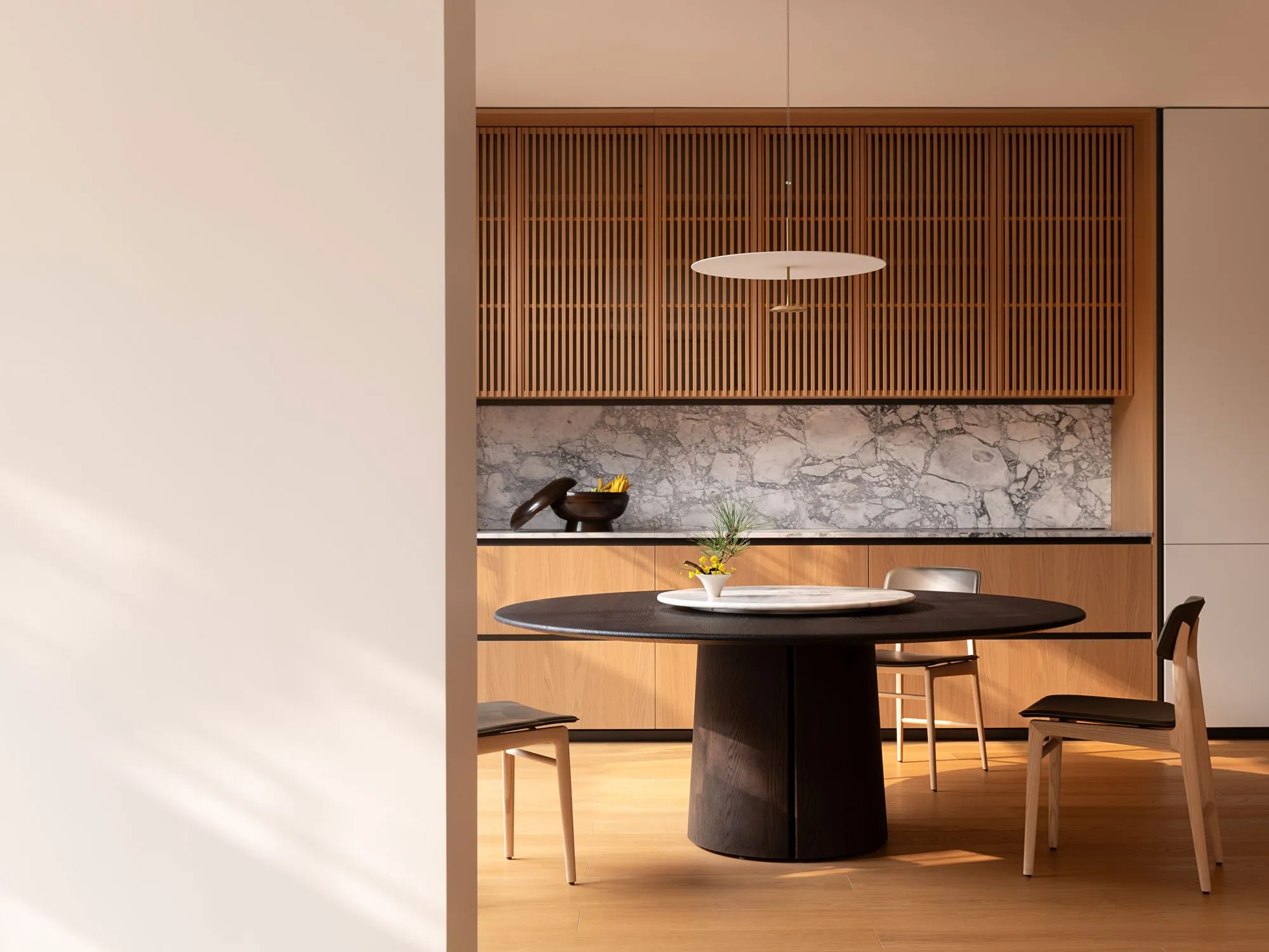 Reinterpreting Jiangnan Living: Inside The Pingmenli Private Residence