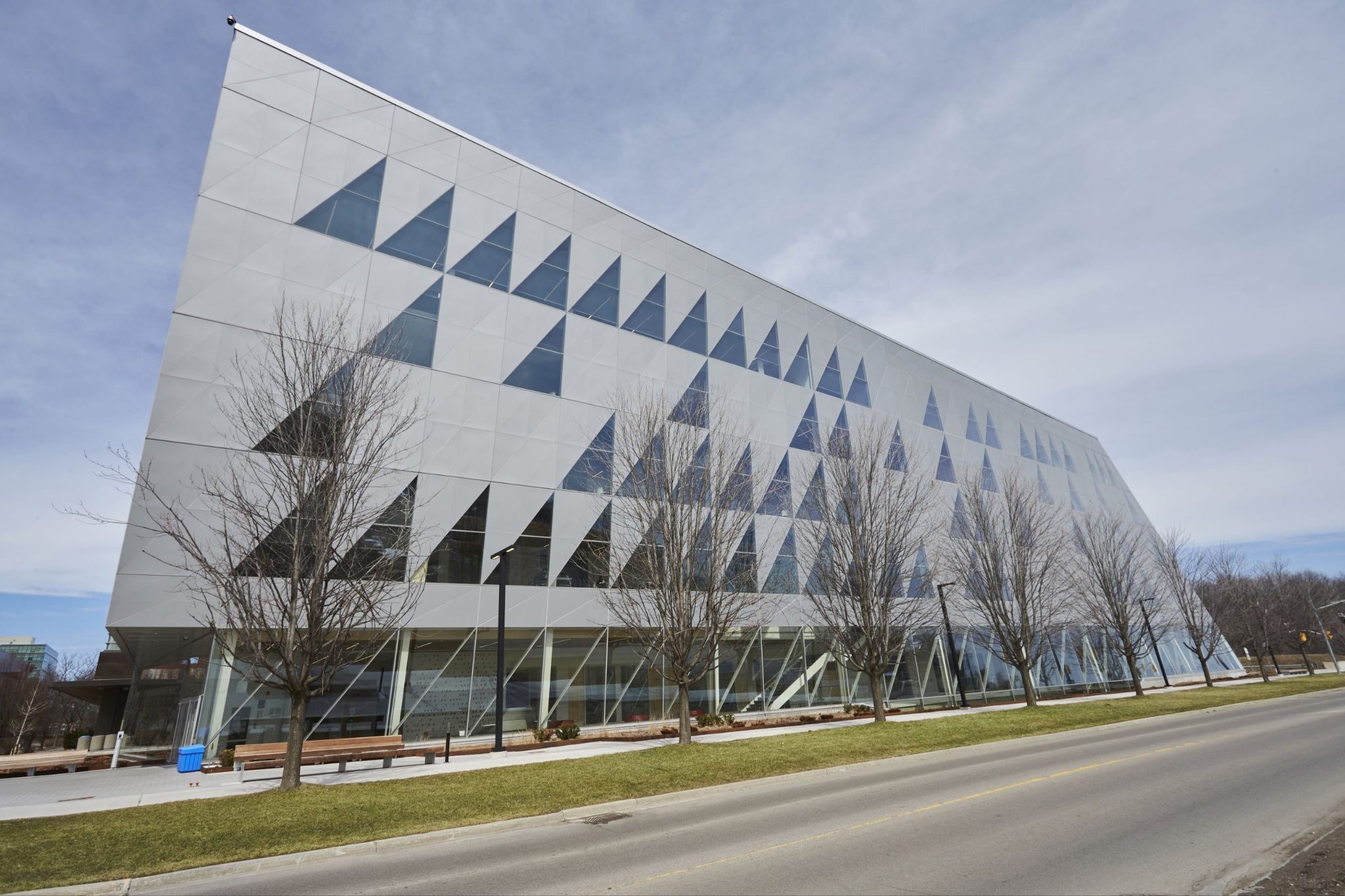 The Kinetic Gateway: Perkins&Will Sculpts a Twisting Icon for York University