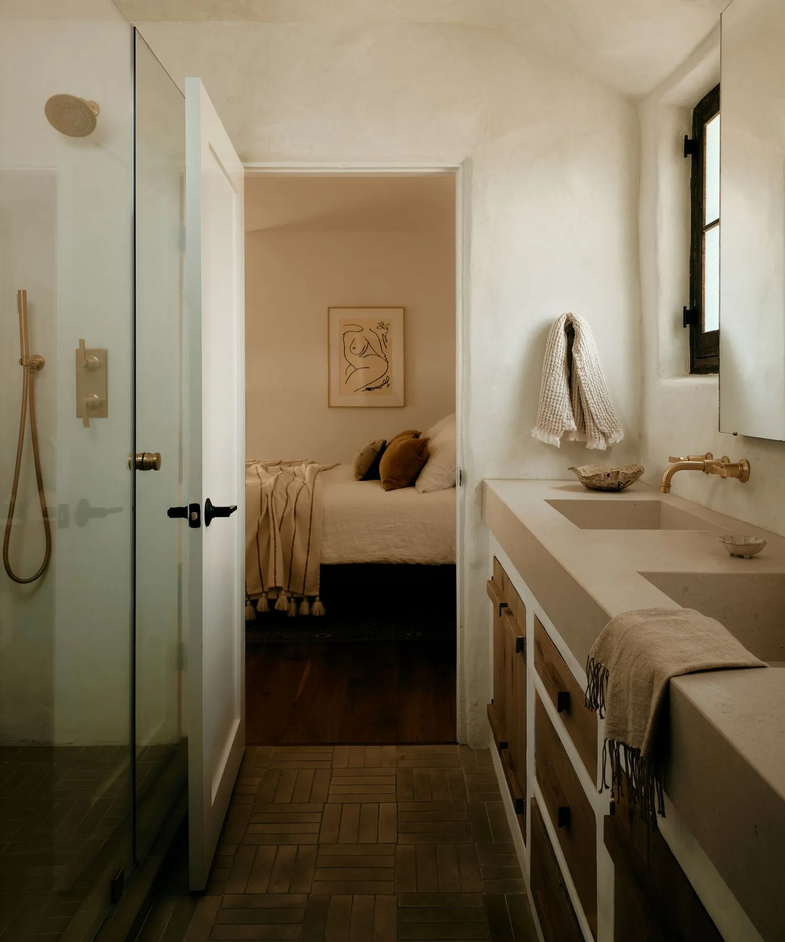 Top Picks - 6 Bathrooms Designed As Architectural Retreats