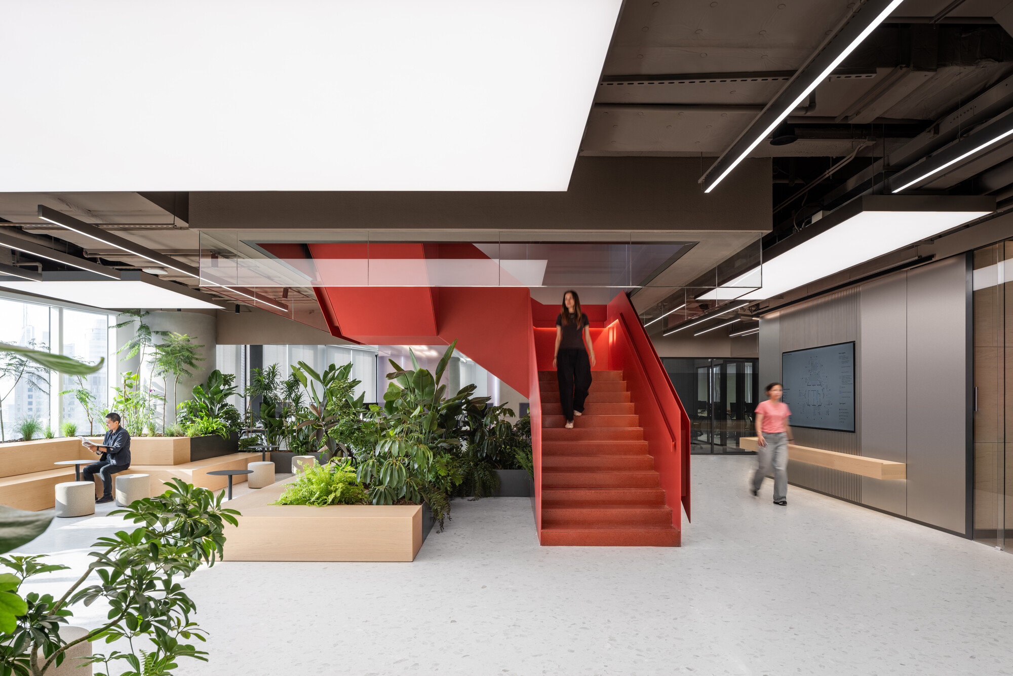 Publicis Shanghai: An Open-plan Office Borrowing From Courtyard Typology