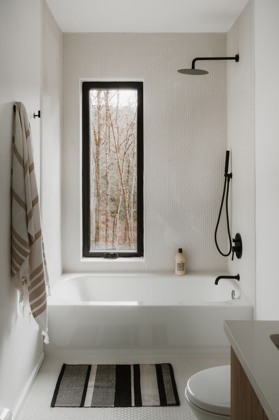 Marc Thorpe Defines the Boundary Between Man and Nature at Forest Edge House