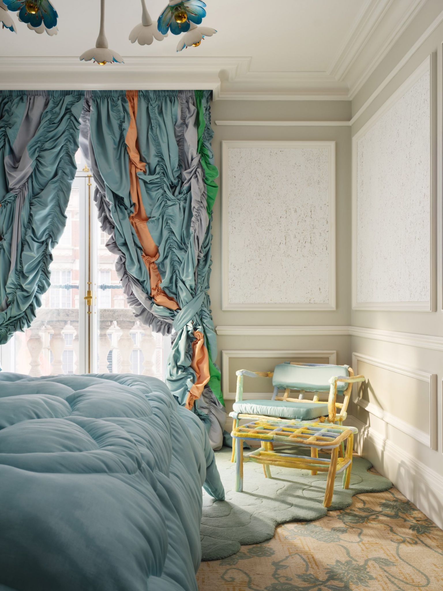 Uchronia Weaves an Emotional Landscape Inside the Mandarin Oriental Hotel in London