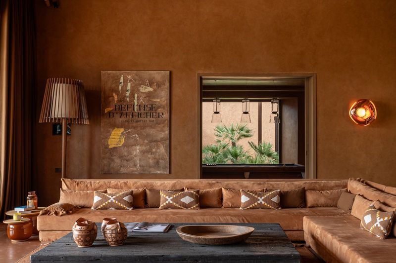 Earth Reds, Clay, And Ochre In Modern Interiors
