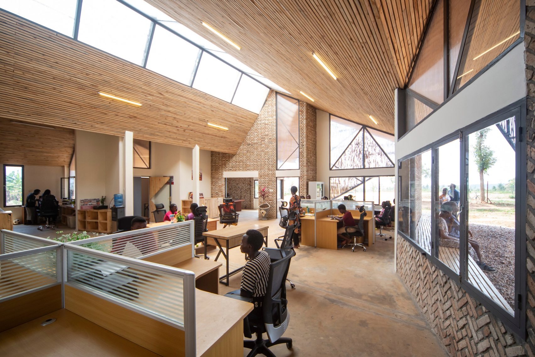 Woven Identity: BE_Design’s Komera Centre is a Modern Manifesto of Rwandan Craftsmanship