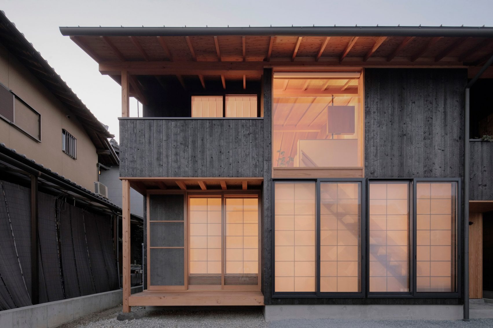 The Modern Ruin: Akio Isshiki Architects Excavates a Timeless Home in Osaka