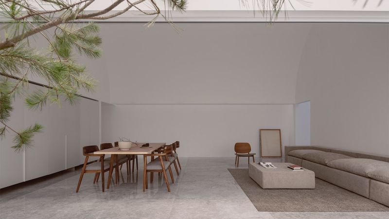 White Home: A Quiet Dialogue Between Privacy, Light and Urban Refuge