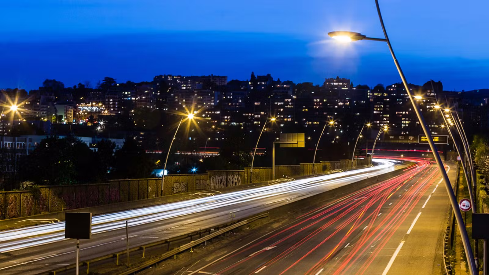 Urban Glow: The Evolution Of Public Lighting