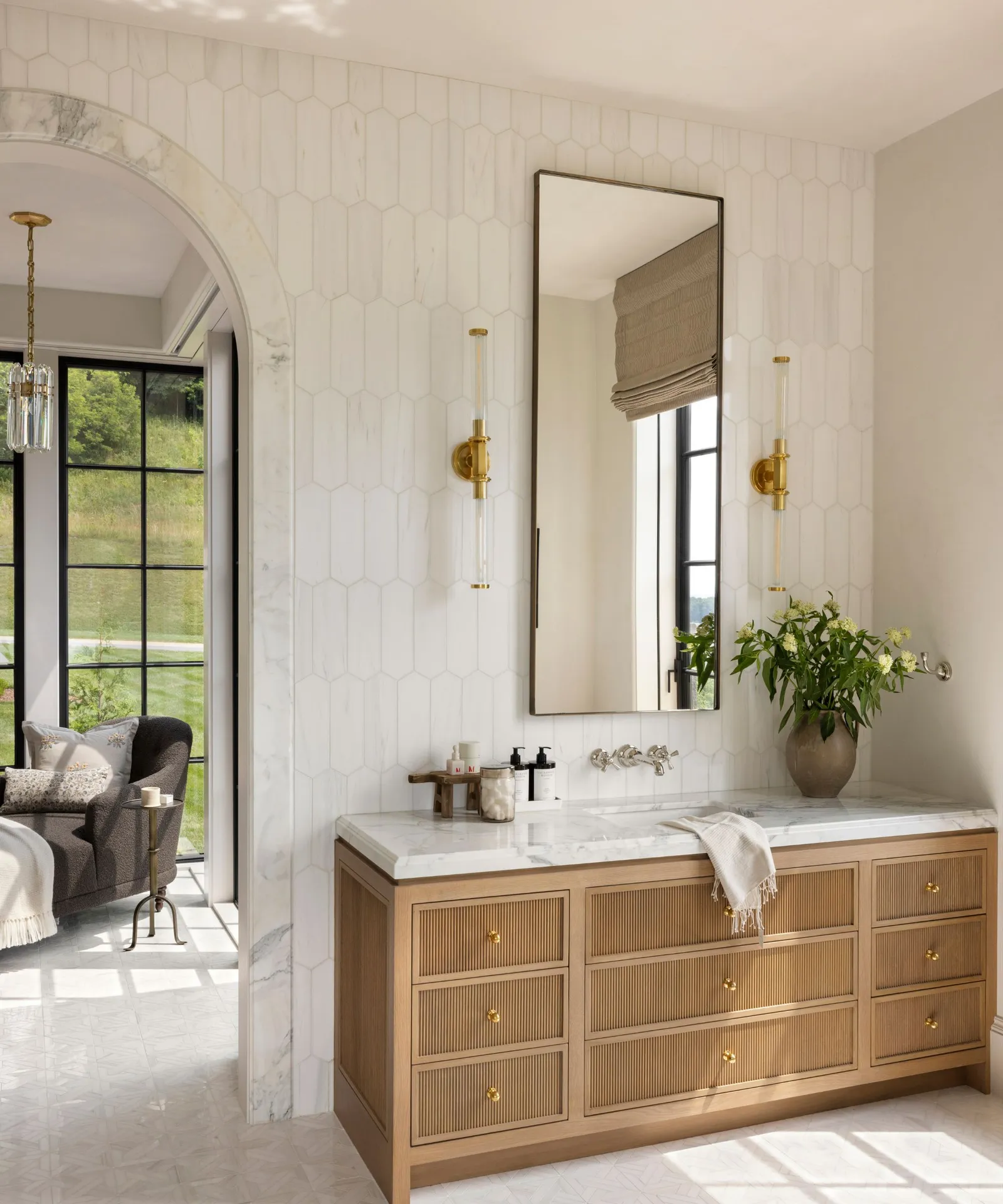 Top Picks - 6 Bathrooms Designed As Architectural Retreats