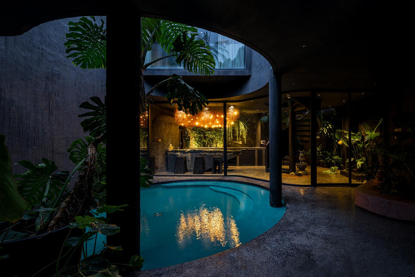 Bánh Mật House: A Courtyard-centered Sanctuary Bringing Nature Back To City Life