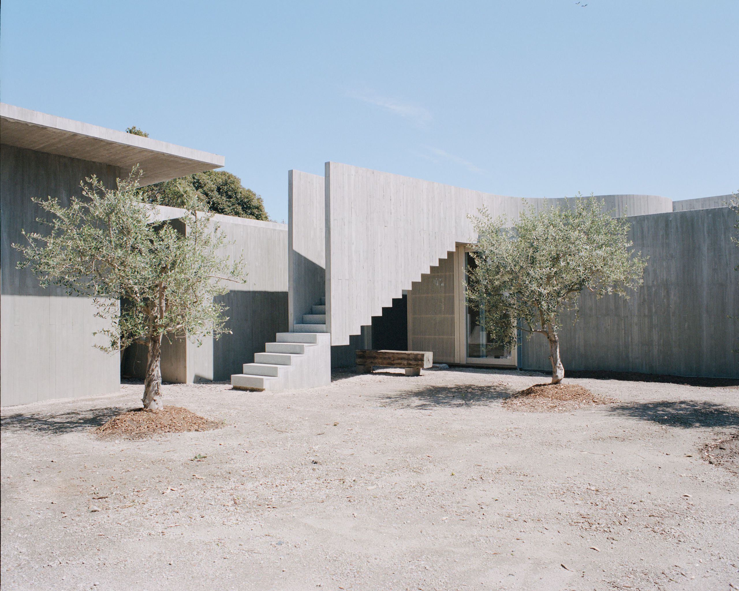 MA+Co Realises Manuel Aires Mateus’ Mori House On The Australian Coast