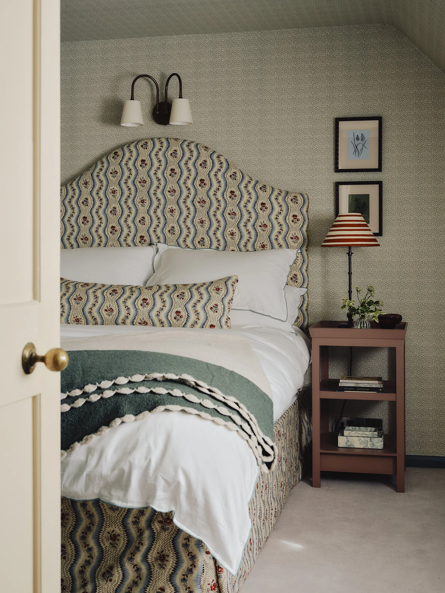 Top Picks - 7 Vibrant Bedrooms That Live In Full Color