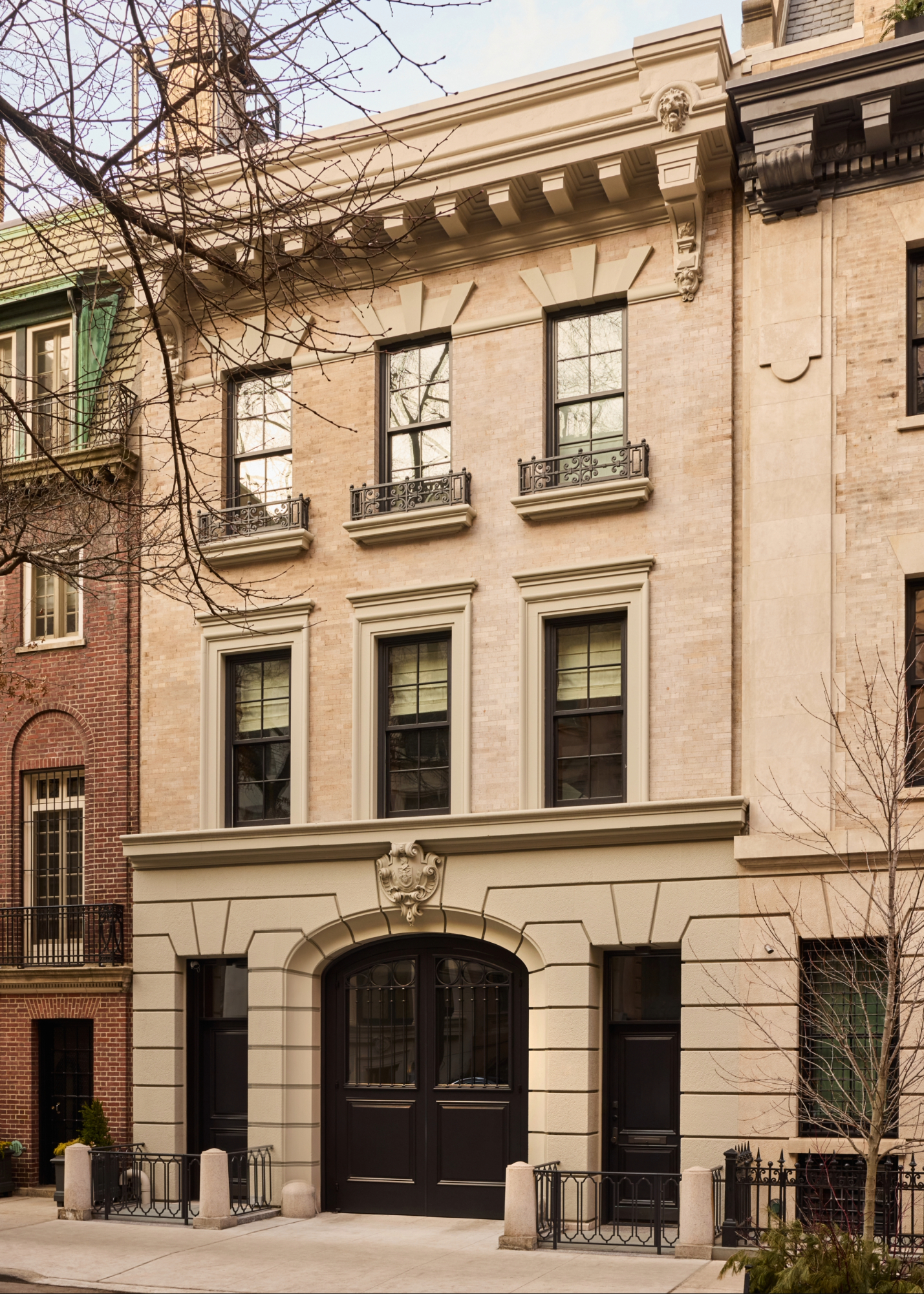 Quiet Geometry: Reworking A Historic Carriage House In New York