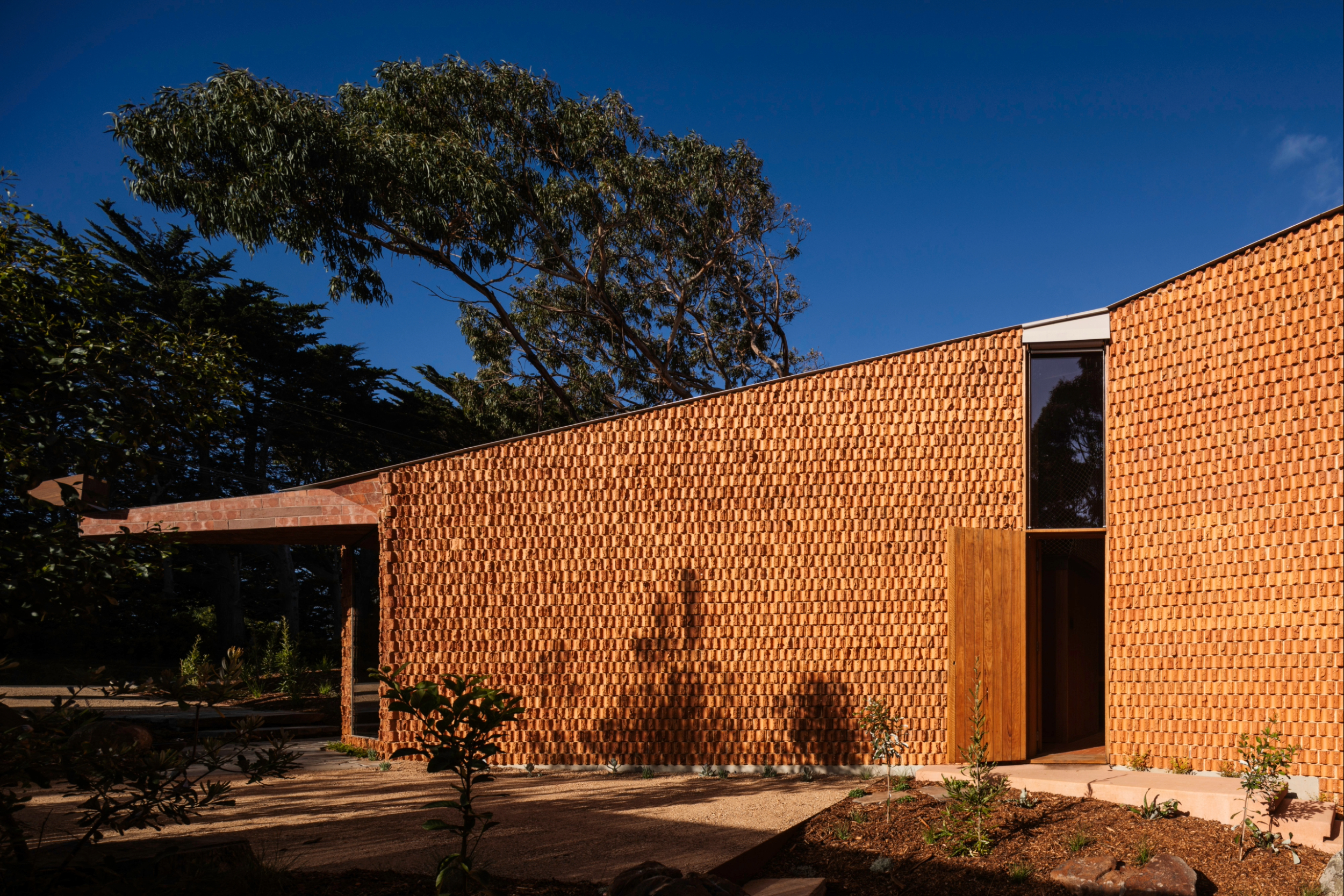 Top Picks - 7 Terracotta Houses Celebrating Texture, Light, And Earth