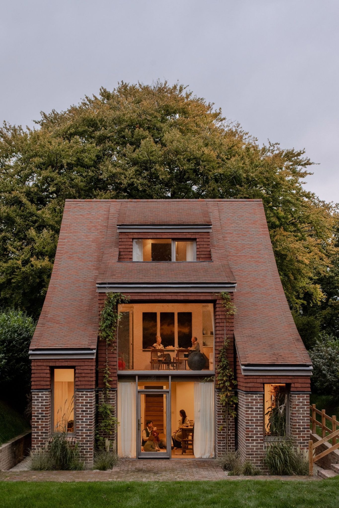 Templeton Ford Moulds a Brick Sanctuary at Clay Rise