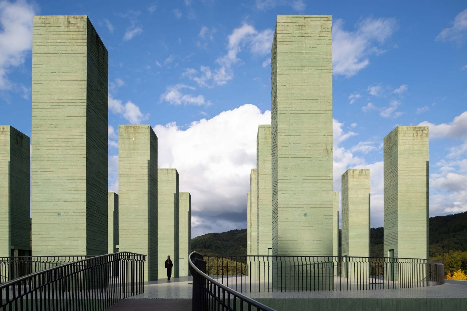 Pezo von Ellrichshausen Suspends a Concrete Monolith in the Korean Wilds