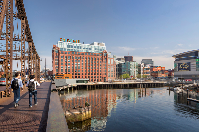 Resilient Waterfronts: Architecture And Planning For Rising Seas
