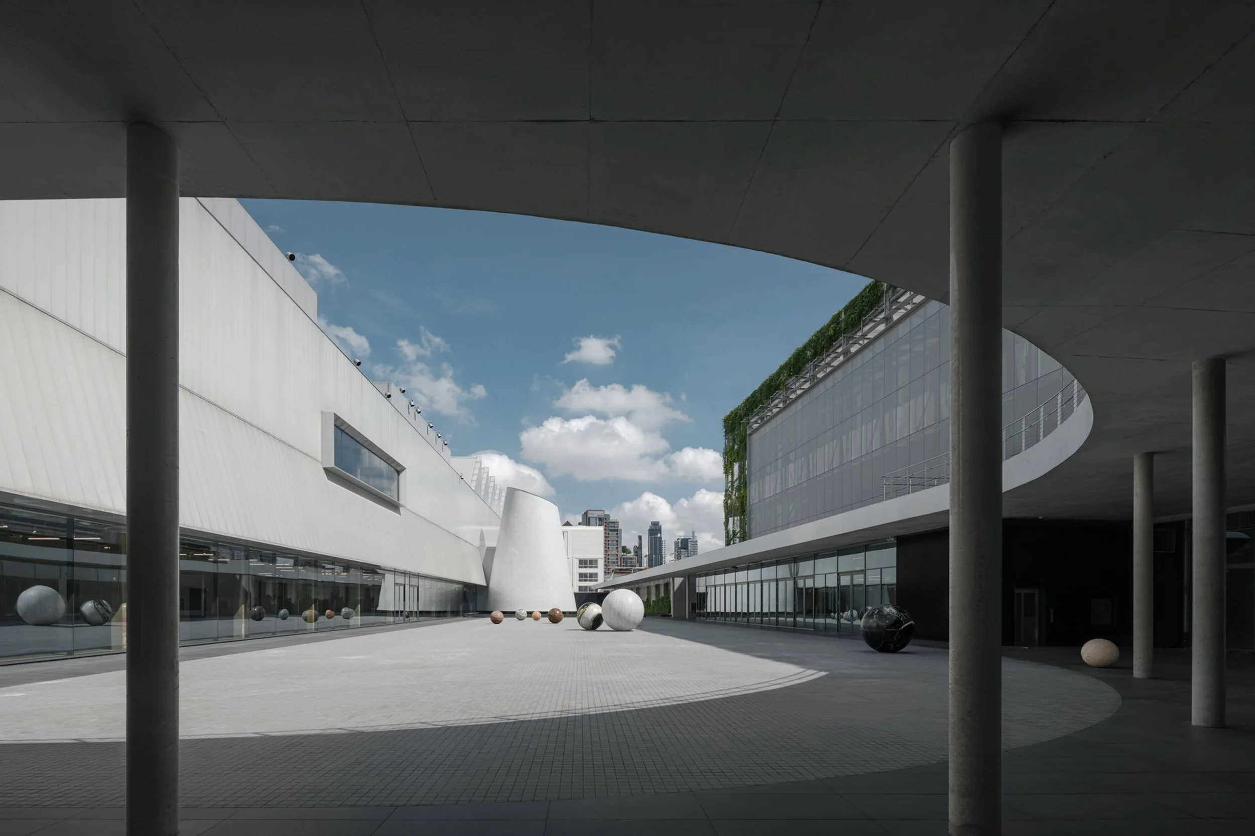 Dib Bangkok: Where Raw Architecture Shapes A New Art Future