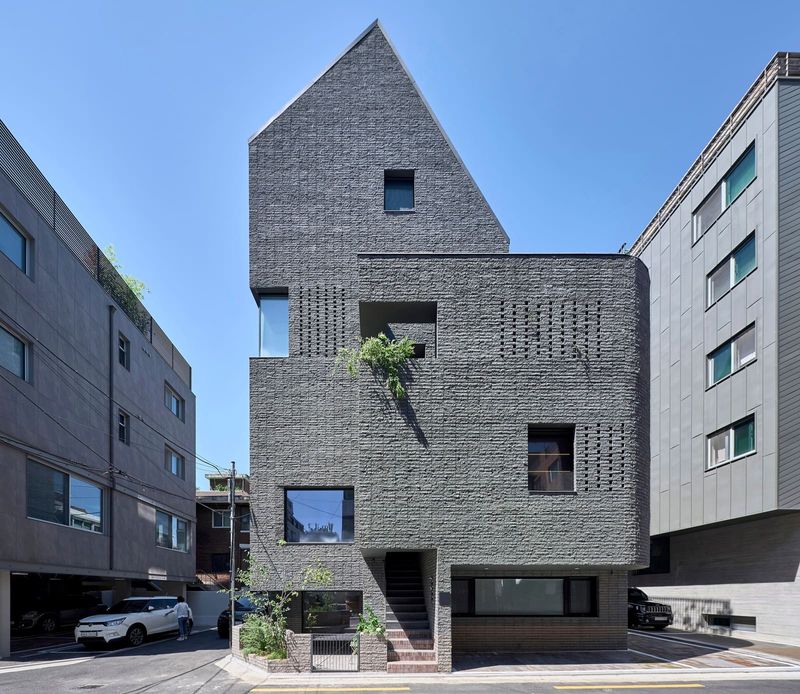 When Density Becomes Design: The Vertical Stacking Logic of Seoul