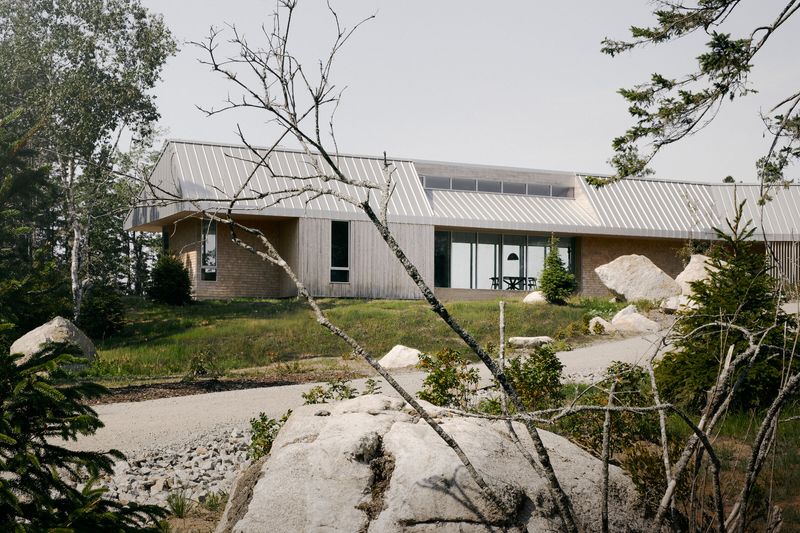 Omar Gandhi Architects Anchor a Weathered Sanctuary in Nova Scotia