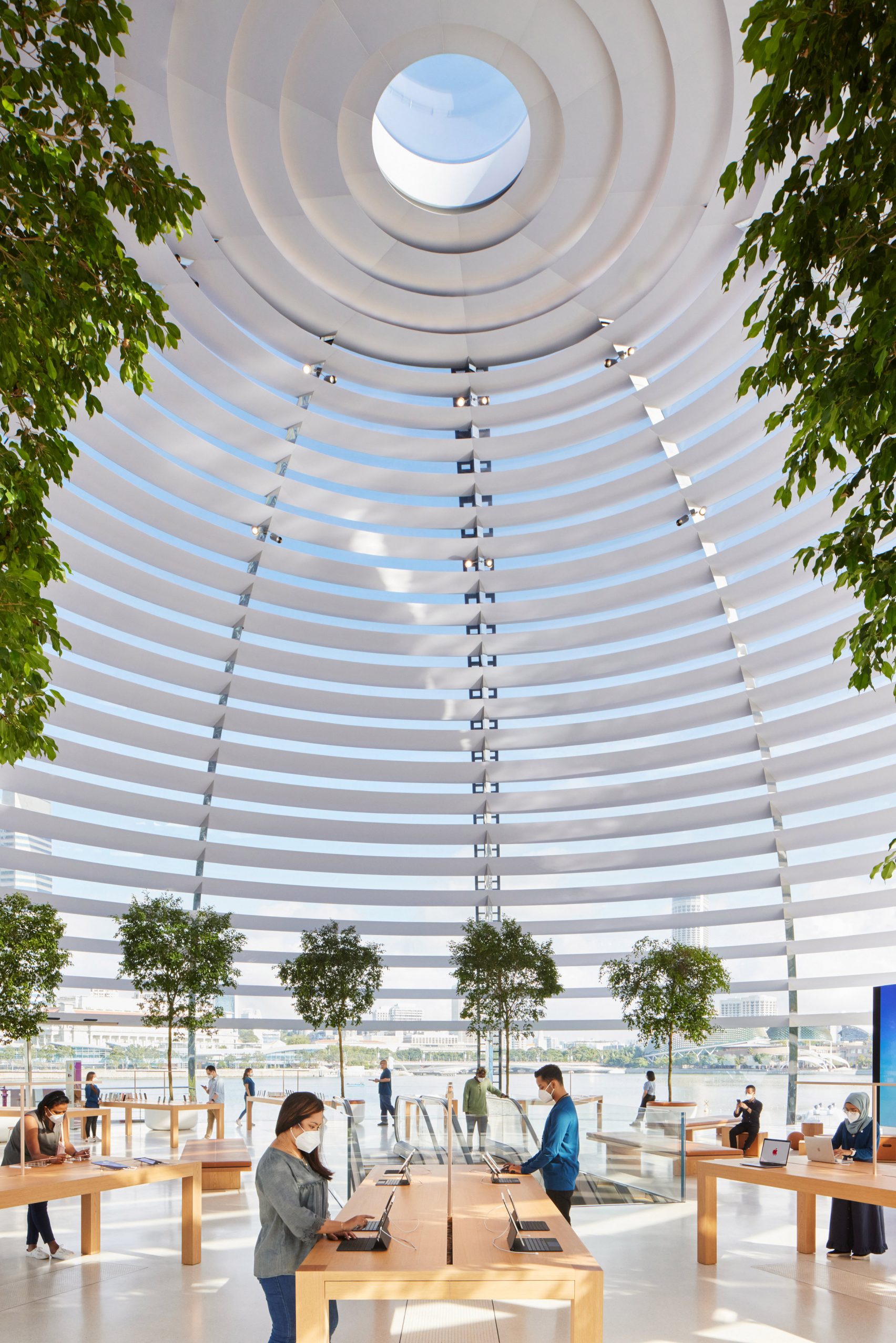 Experiments In Light: How Apple’s Stores Turn Minimalism Into A High-tech Cathedral Experience
