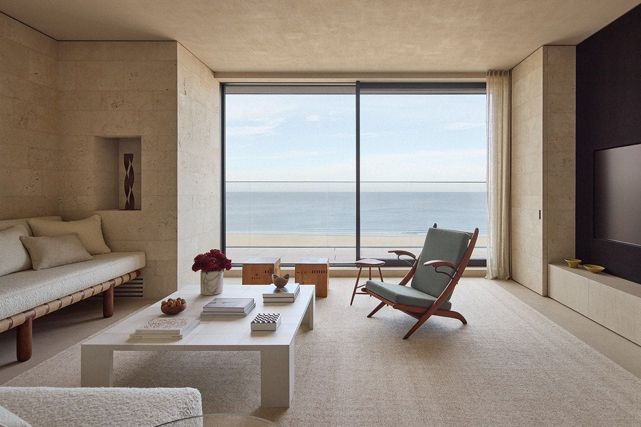How One Antwerp Firm Turned Travertine Into a Coastal Mood