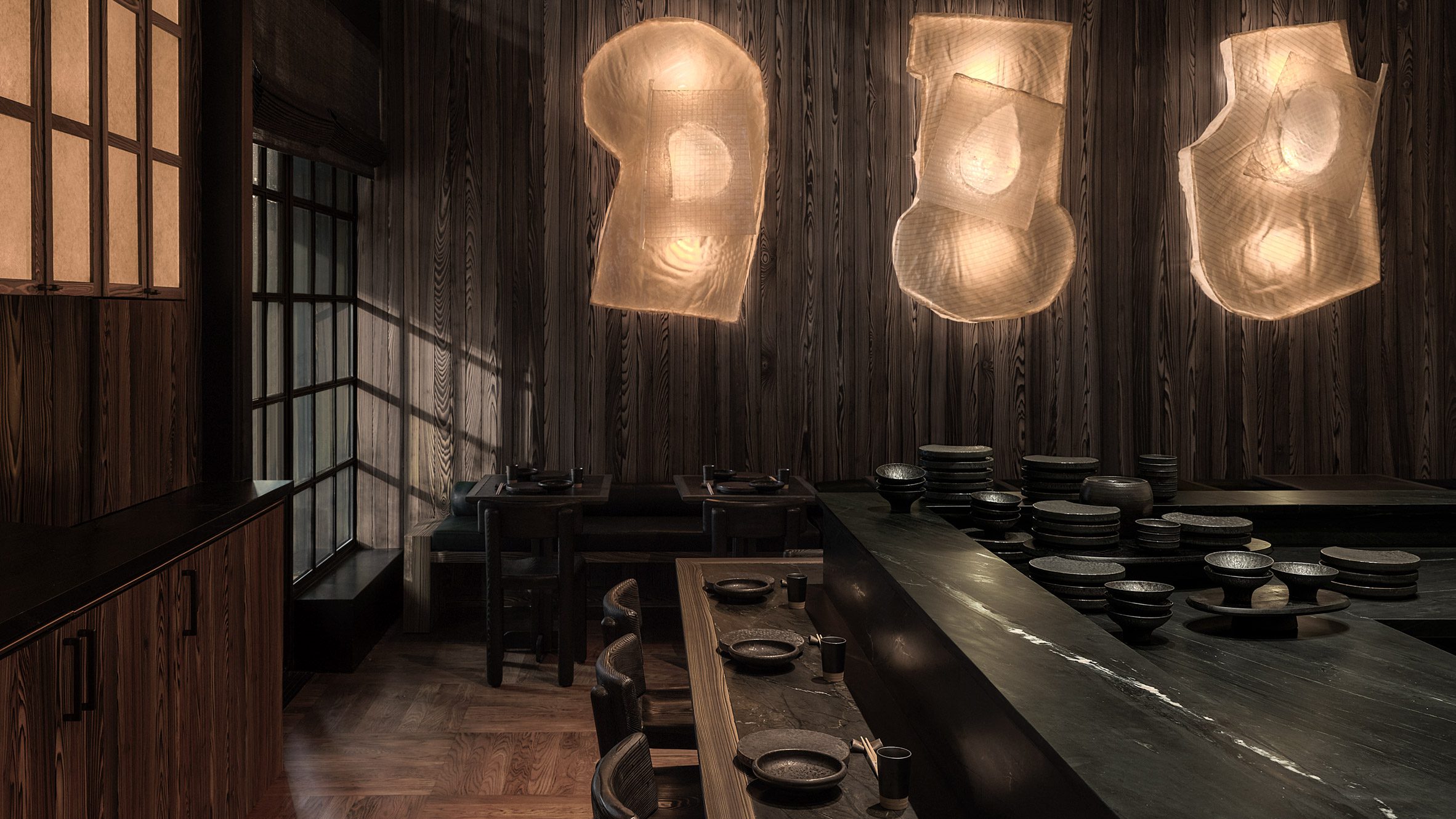 Kelly Wearstler Slices Through Minimalism with Earthen Theatrics at Kappo Kappo