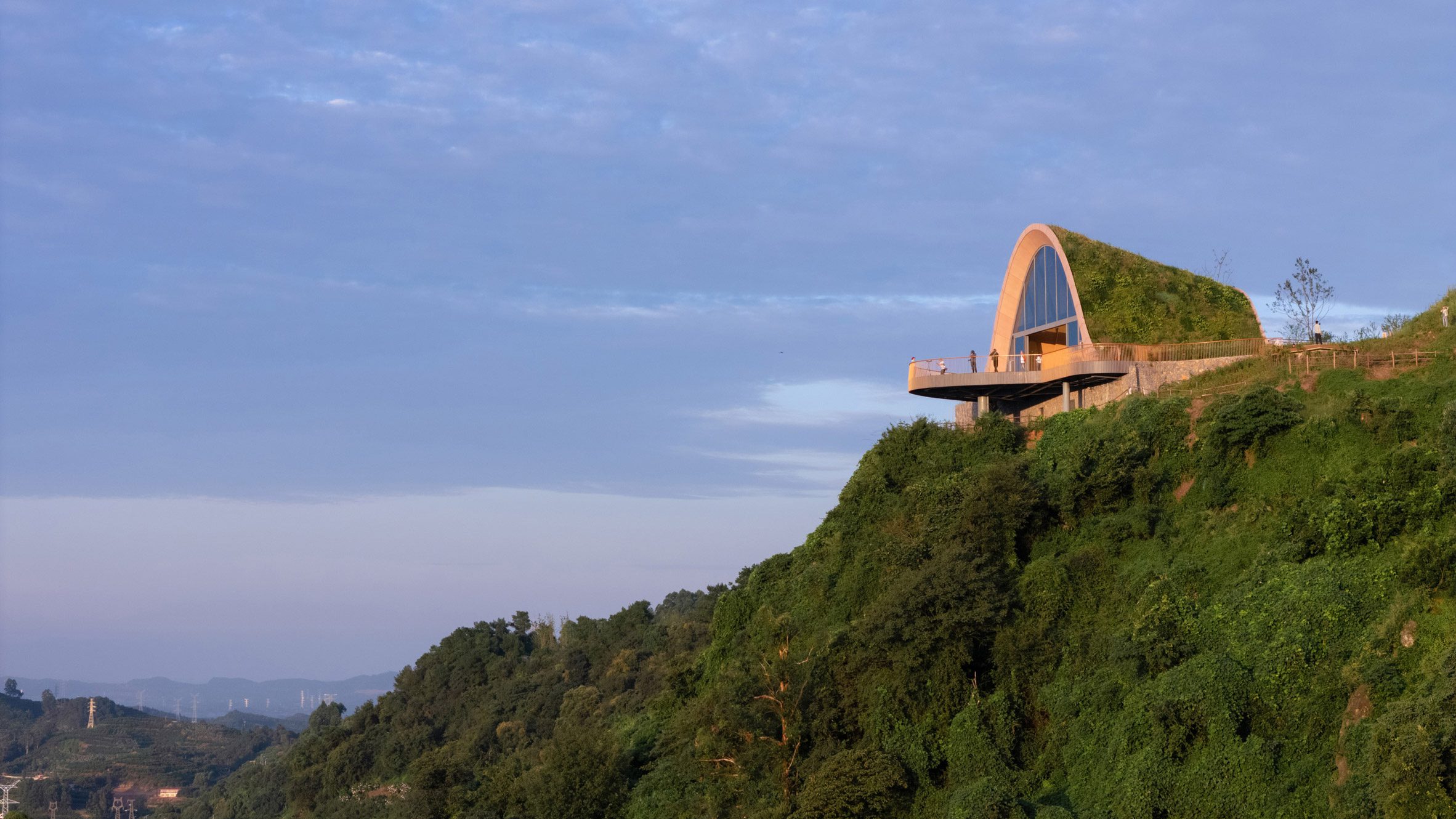 Pujiang Platform Hill: When Infrastructure Becomes a Living Landscape in Chengdu