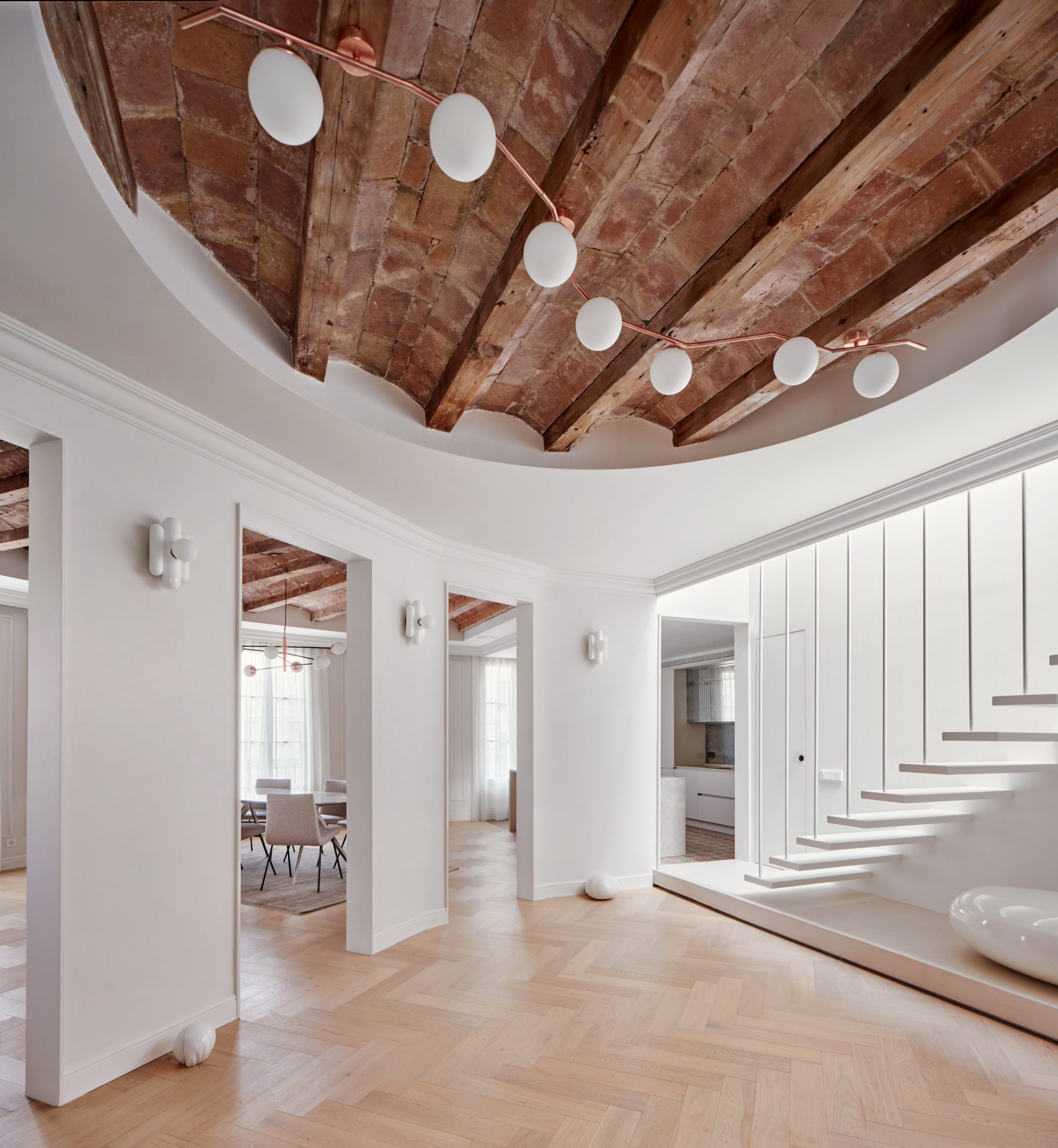 Living With Curves: Soft Geometry In Contemporary Residential Architecture