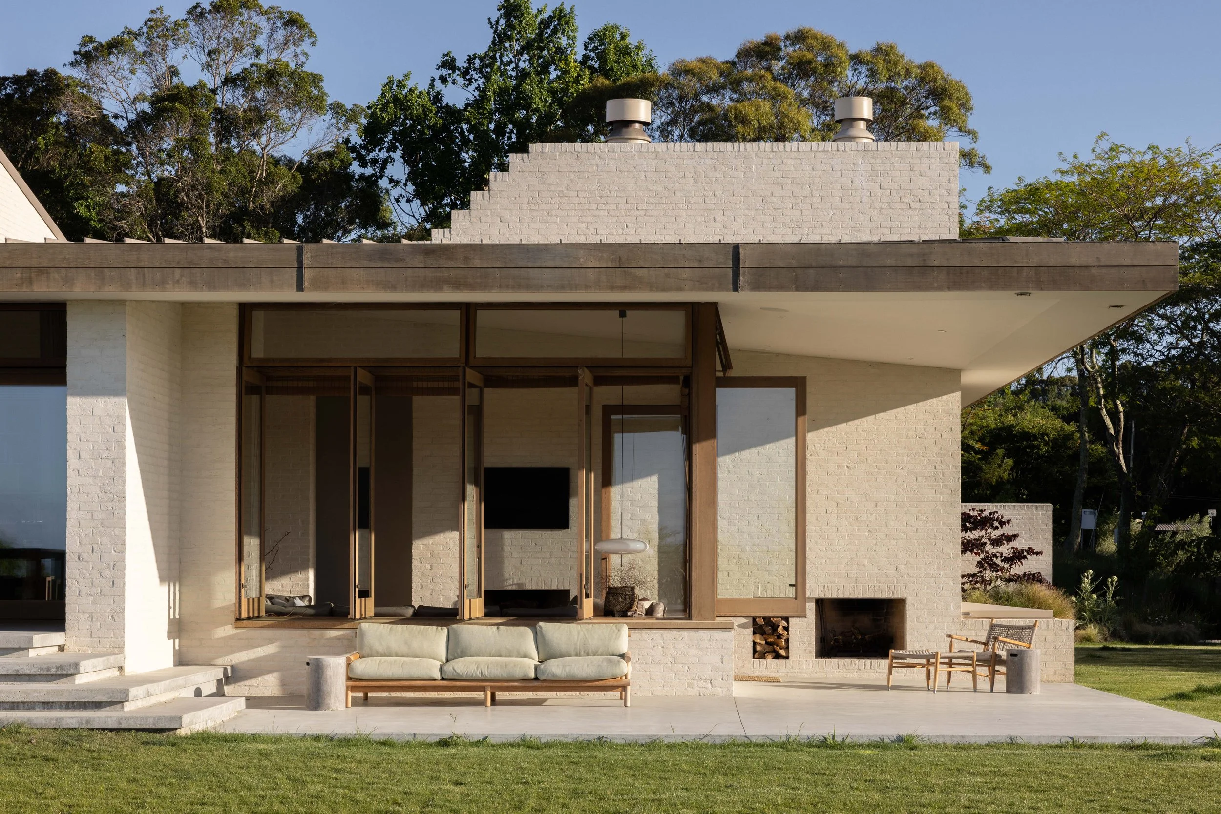 Top Picks - 9 Houses Where Windows Shape The Architecture