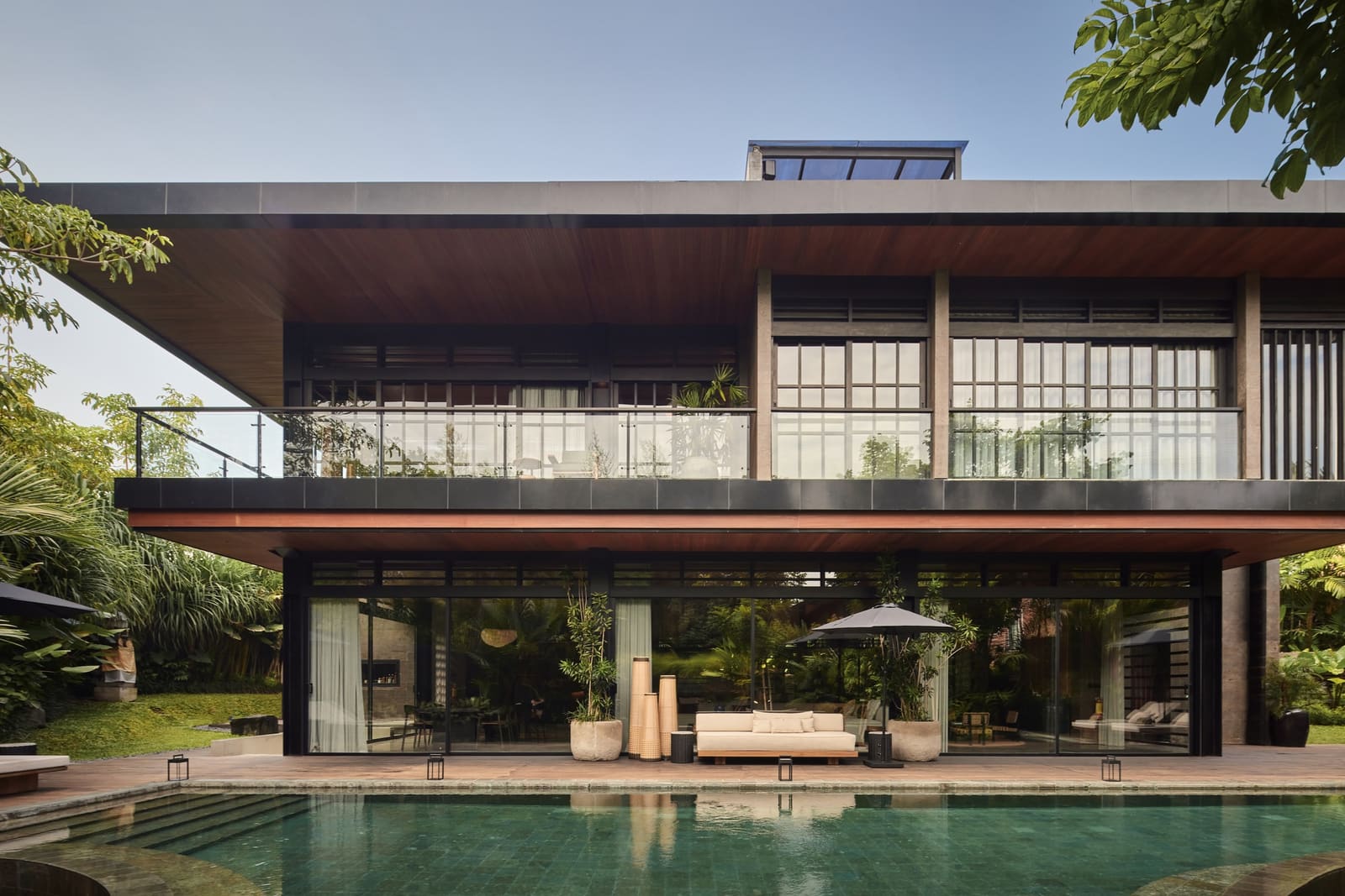Geometry as Site Strategy: A Bali Residence Built Around Absence