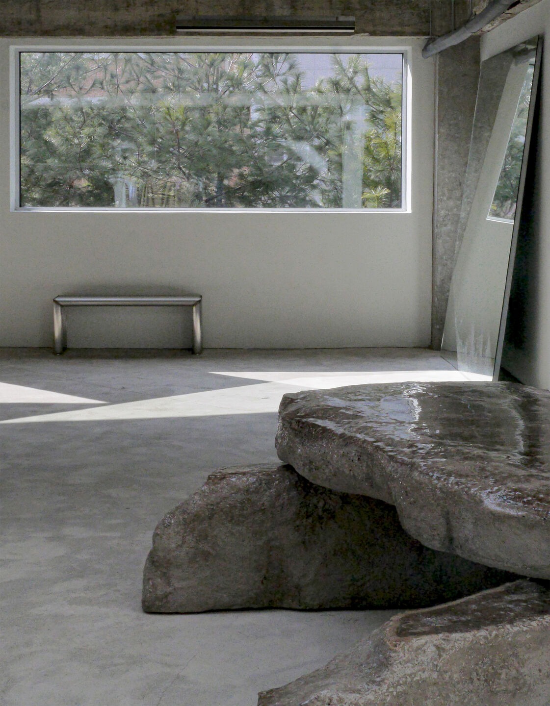 COOR Seongsu Flagship Store: Architecture as a Silent Expression of Fashion