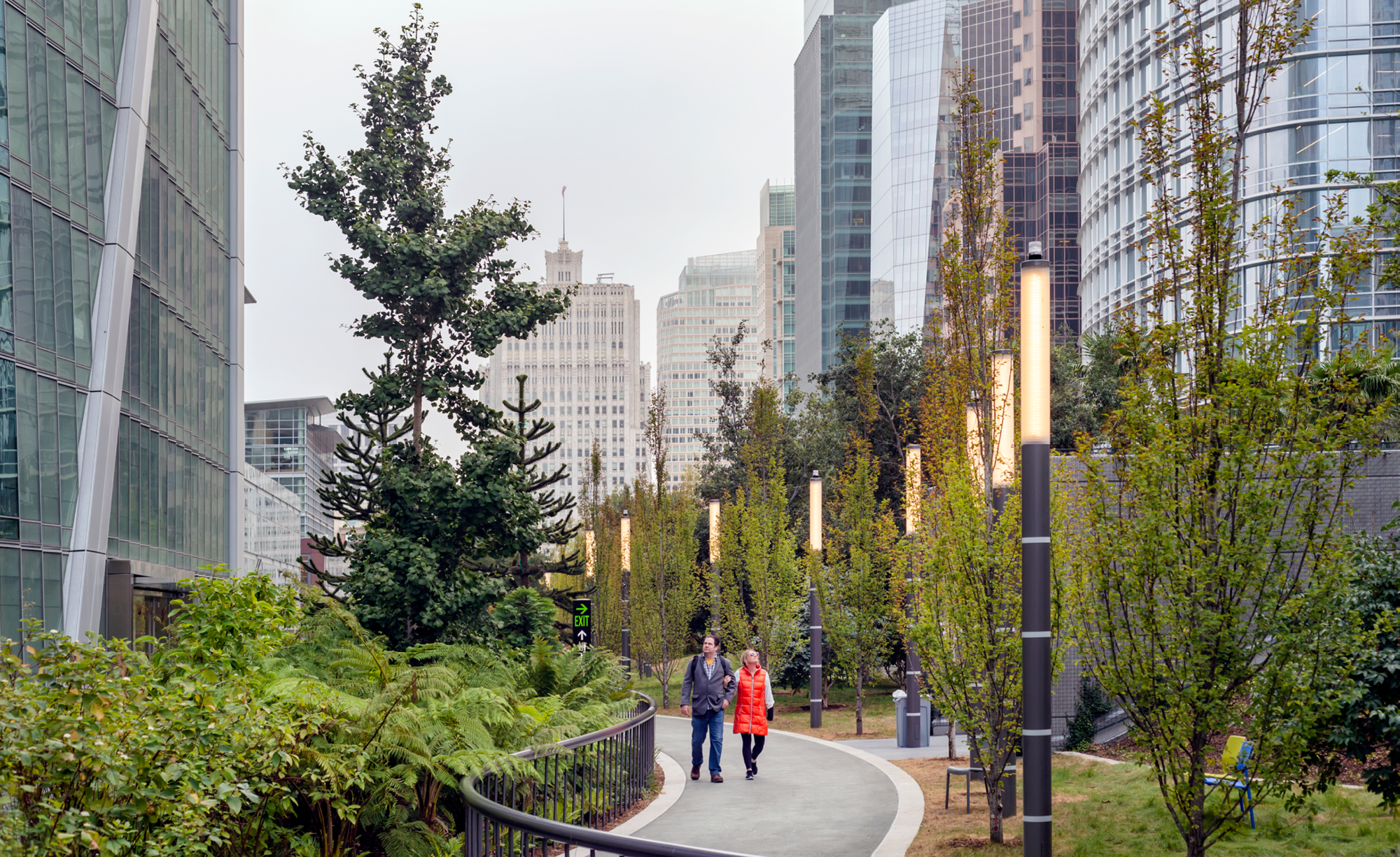 Top Picks – 9 Landscaped Roofs That Function As Public Parks