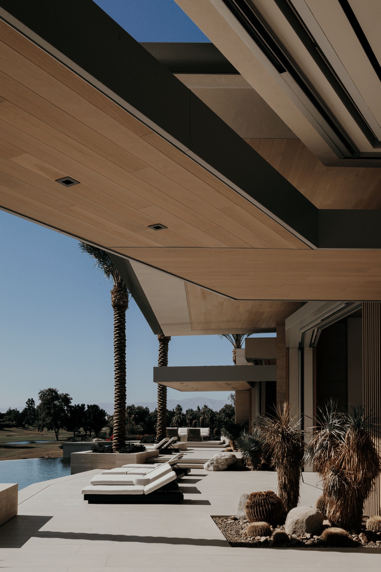 Desert Temple by Nomad Design: A Sculptural Sanctuary Rooted in the American Desert