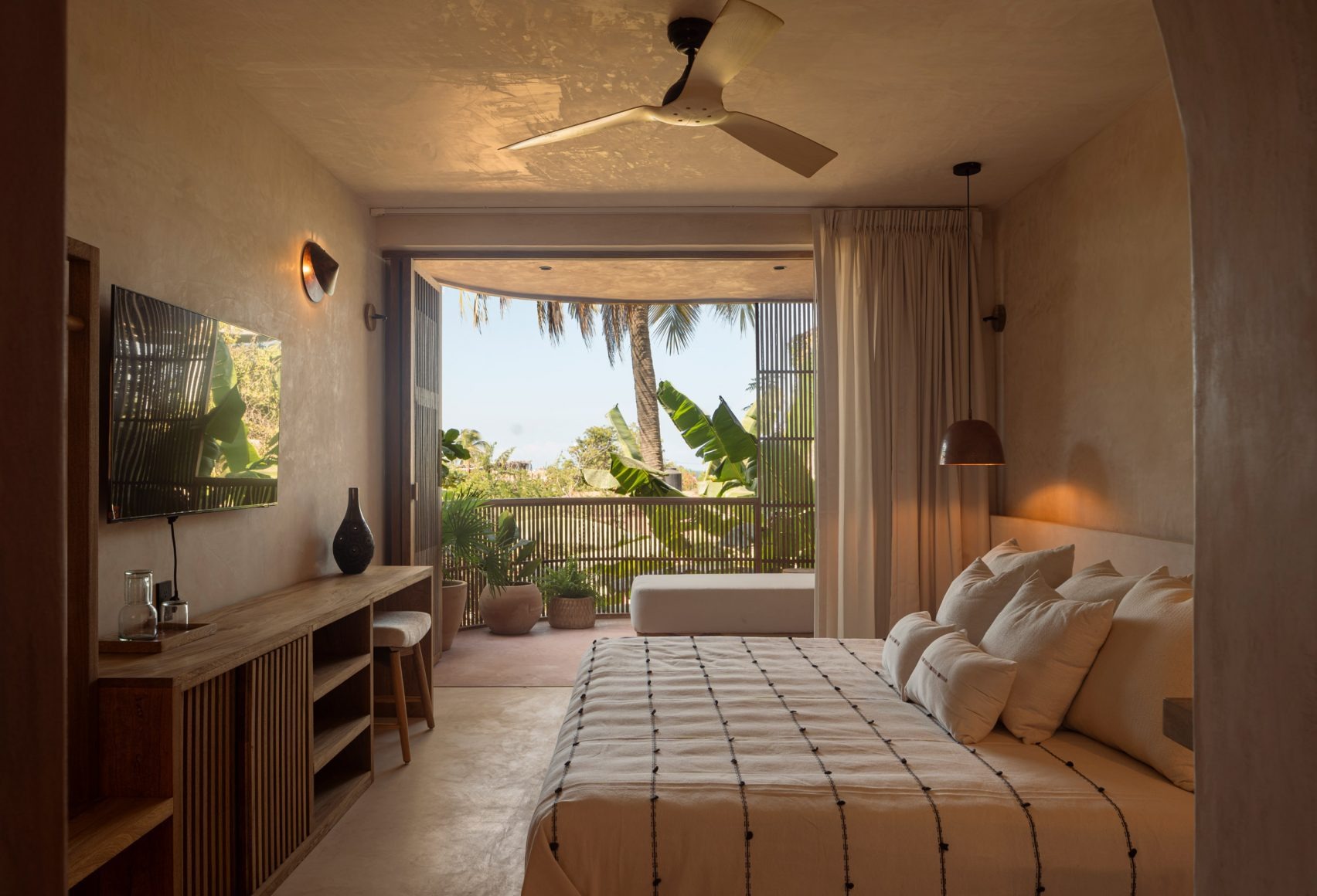 The Rose-Hued Cavern: Estudio Carroll Sculpts a Soft Sanctuary in Puerto Escondido