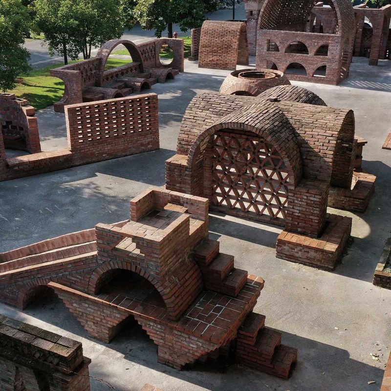 Reclaimed Clay and the Revival of Masonry Craft