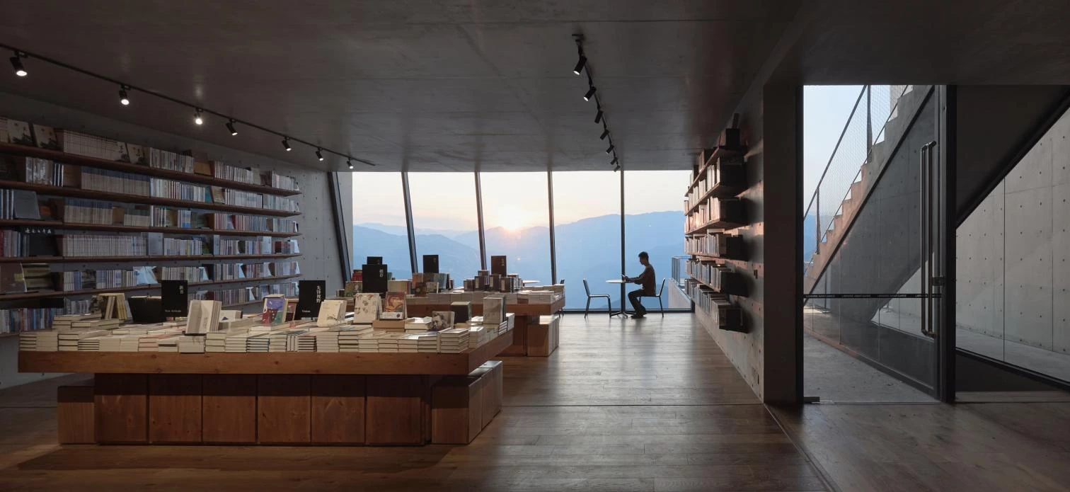 Top Picks - 7 China’s Extraordinary Bookstores Where Design Becomes The Narrative
