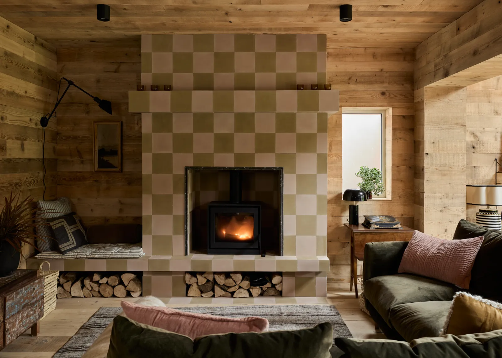 Top Picks - 10 Contemporary House Interiors Where Timber Takes The Lead