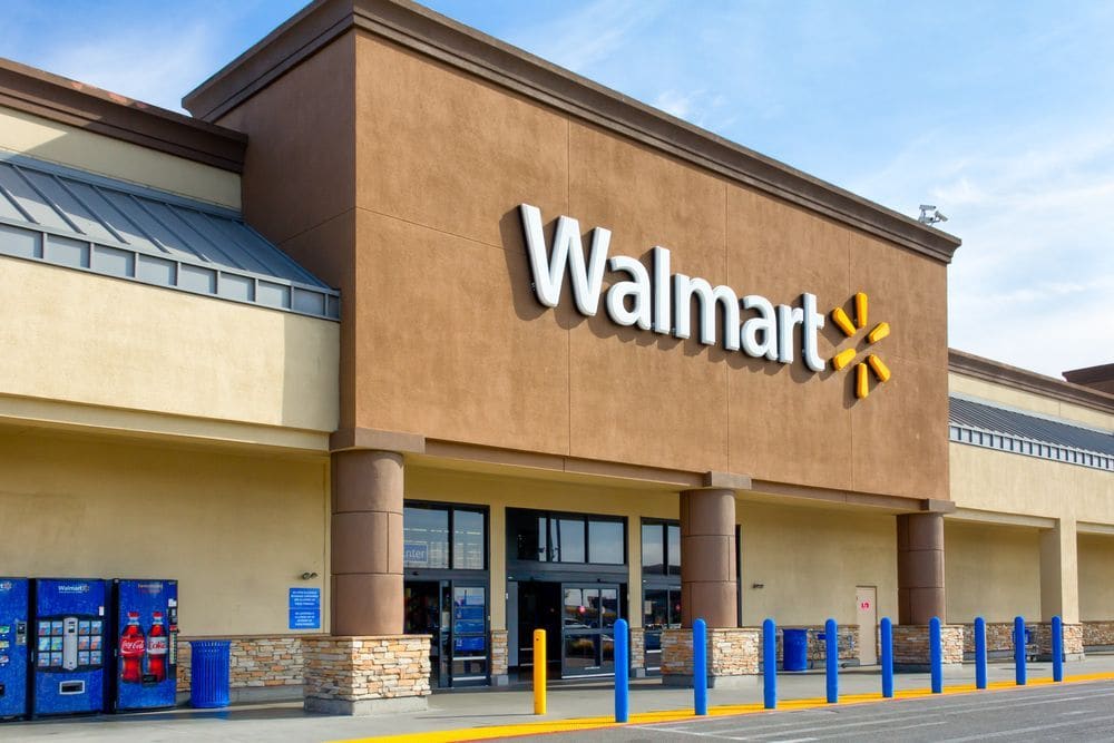 Walmart Reverses Decade-Long Hold on Contactless Payments