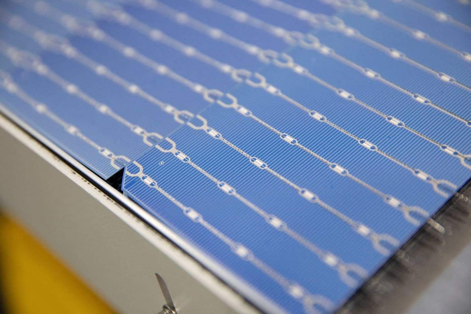 Washington Eyes Polysilicon Tariffs in Dual Push Against Chinese Solar and Semiconductor Dominance