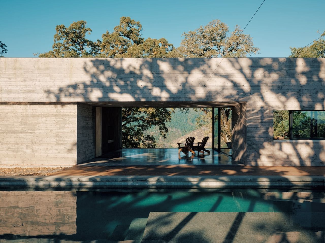 When the Owners Welded the Windows: A Family's Self-Built Concrete Haven in Wildfire Country