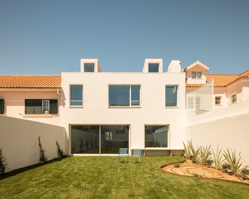 When Repetition Becomes the Brief: Restelo's Terraced Housing Revisited