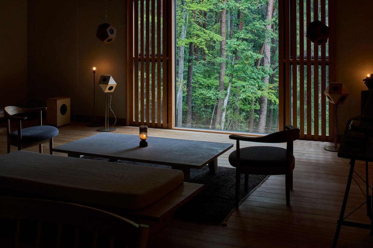When a Speaker Workshop Becomes Architecture: Listude's New Compound in the Pines