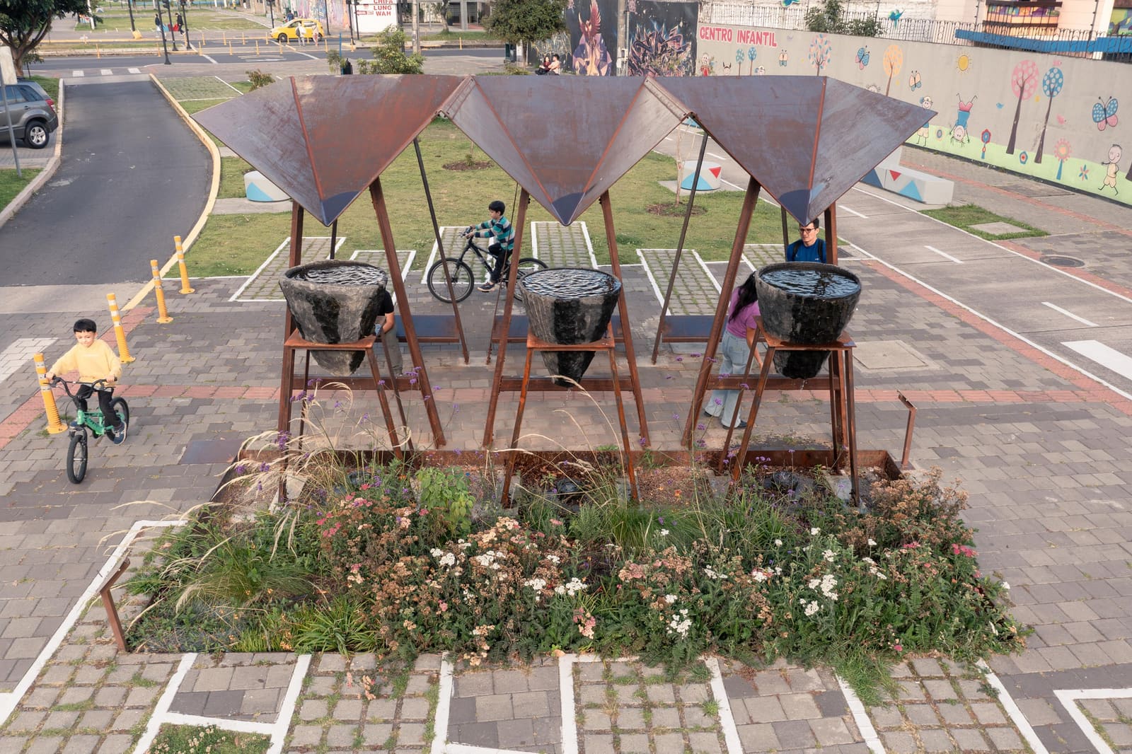 When Urban Furniture Becomes Infrastructure: A Modular Water System in Quito