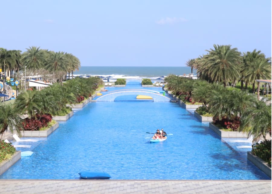 Where the South China Sea Meets a 250-Metre Dream of Blue